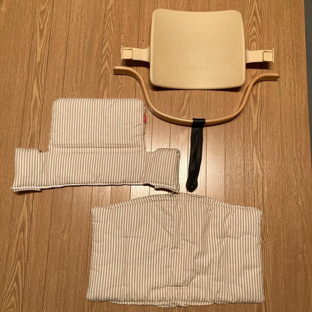 【旧型】トリップトラップ　ベビーセット　ベビーガード　専用クッション付き