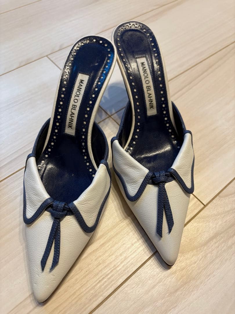 マノロブラニク 37.5 7cmヒール