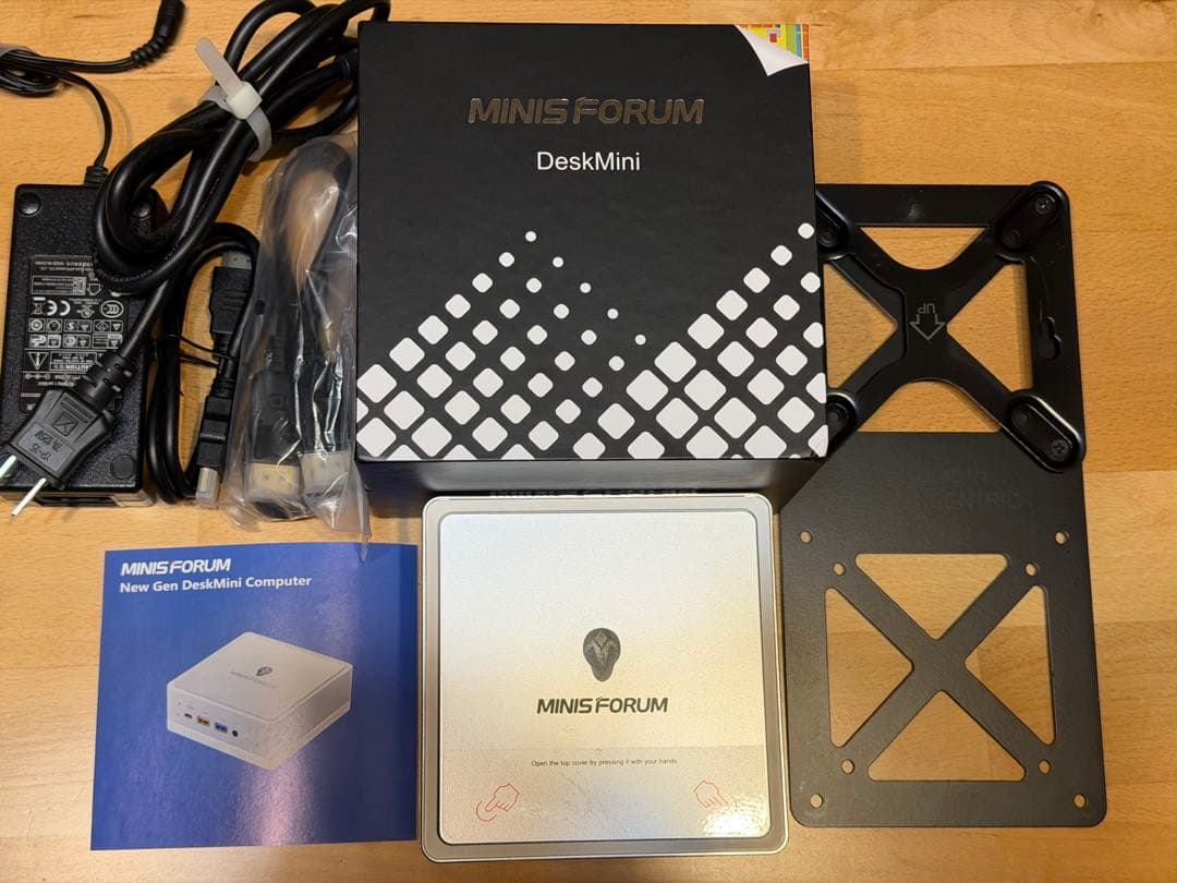 【tome】　Minisforum UM300 16GB/512GB