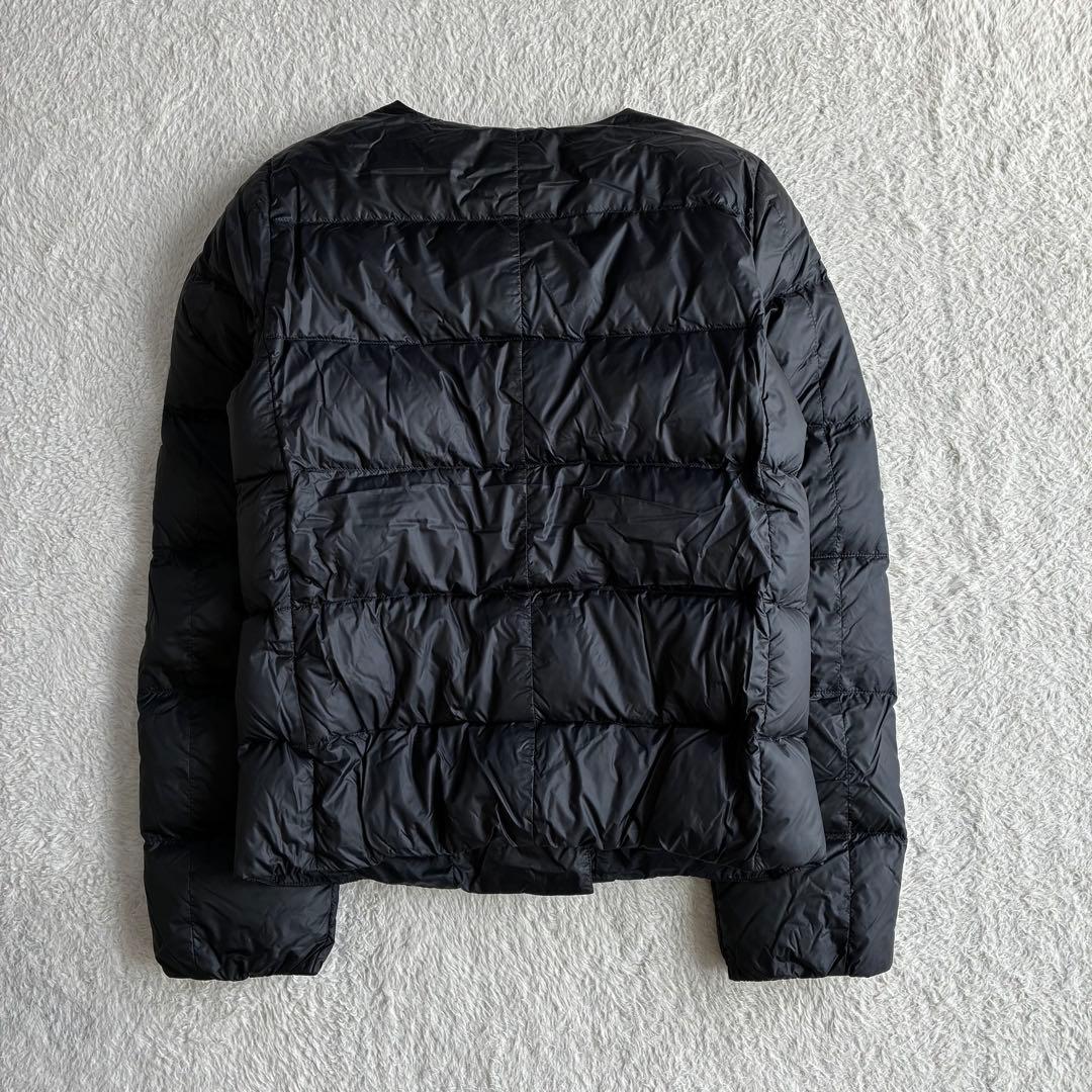 美品 ピレネックス カンヌ ノーカラーダウンジャケット 38 濃紺