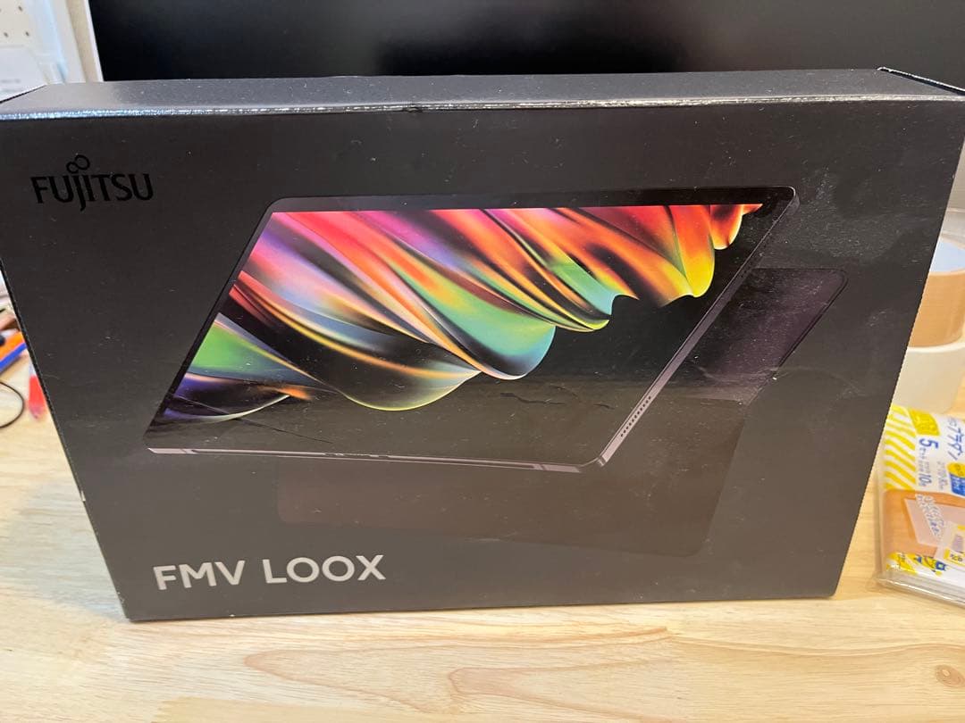 FMV LOOX i7-1250U 5G メモリ16