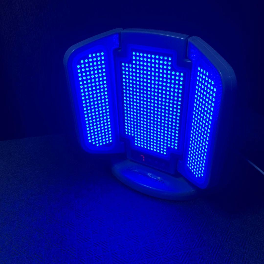 I301\" Premium J6 LED美顔器 折り畳み ホワイト