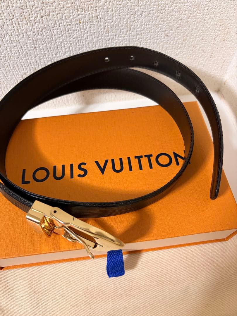 期間限定特別価格　国内正規　LOUIS VUITTON エピレザーベルト