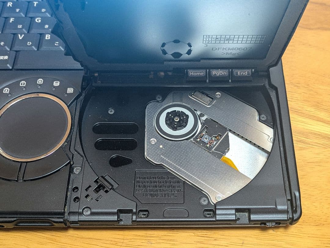 【美品】Let's note S10 CF-S10CYBDR 8GB 240GB