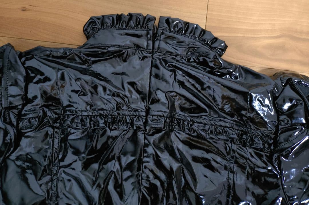 エナメルドレス