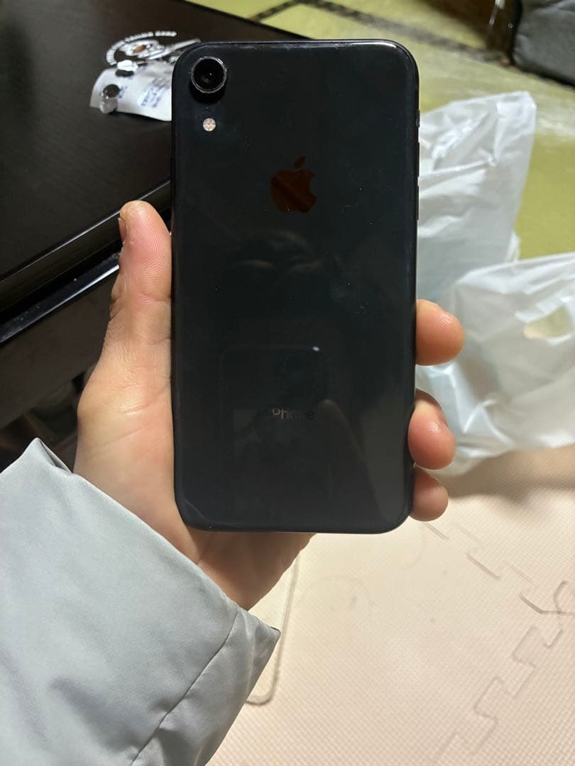 Apple iPhone XR ブラック 本体64GB