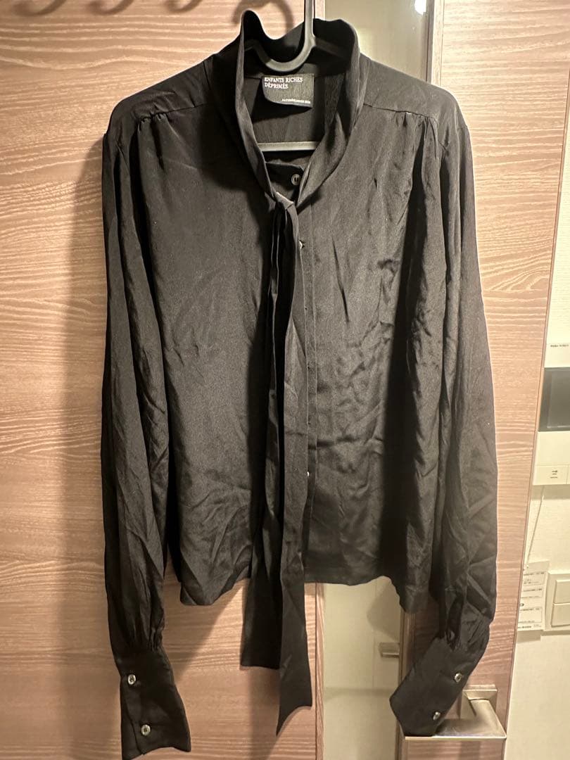 ENFANTS RICHES DEPRIMES バタフライカラー シルクシャツ