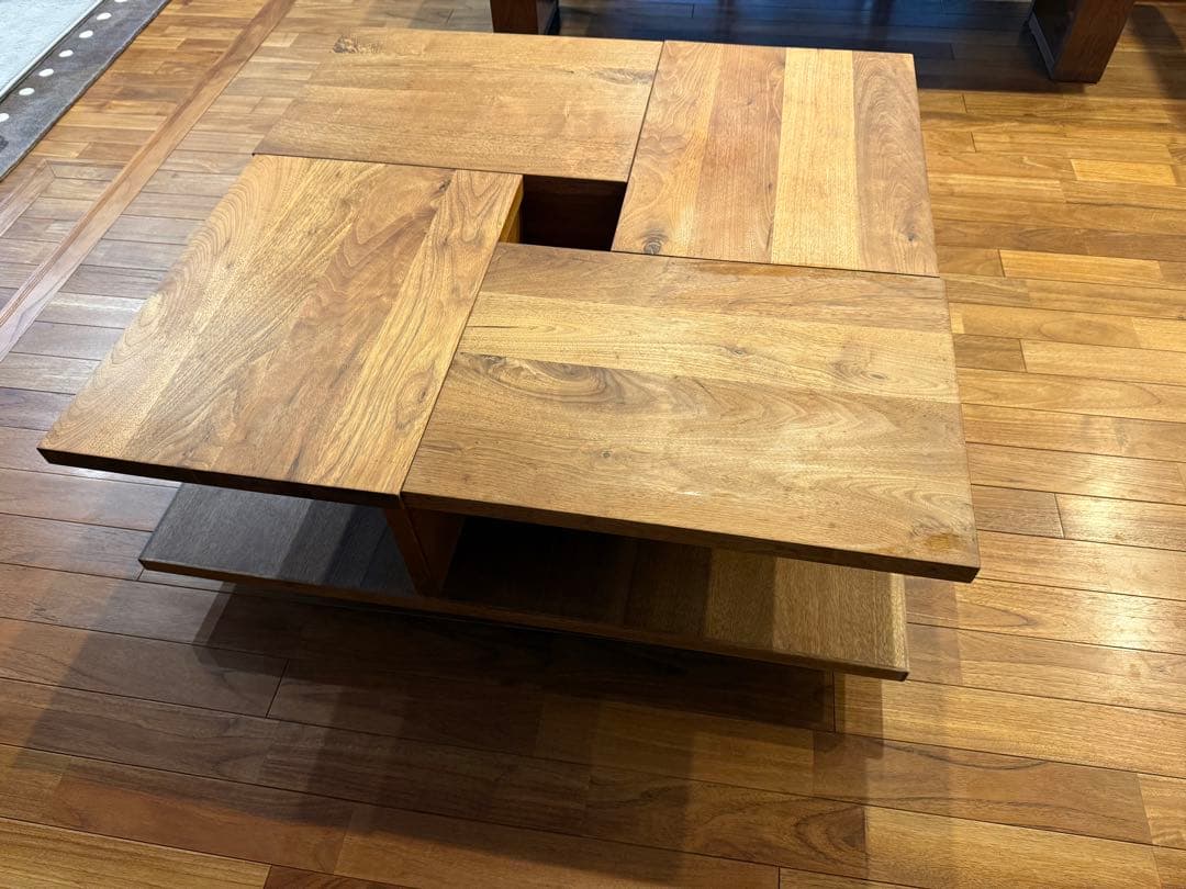 イ*ヴ様 リビングテーブル サンコー （ローテーブル）