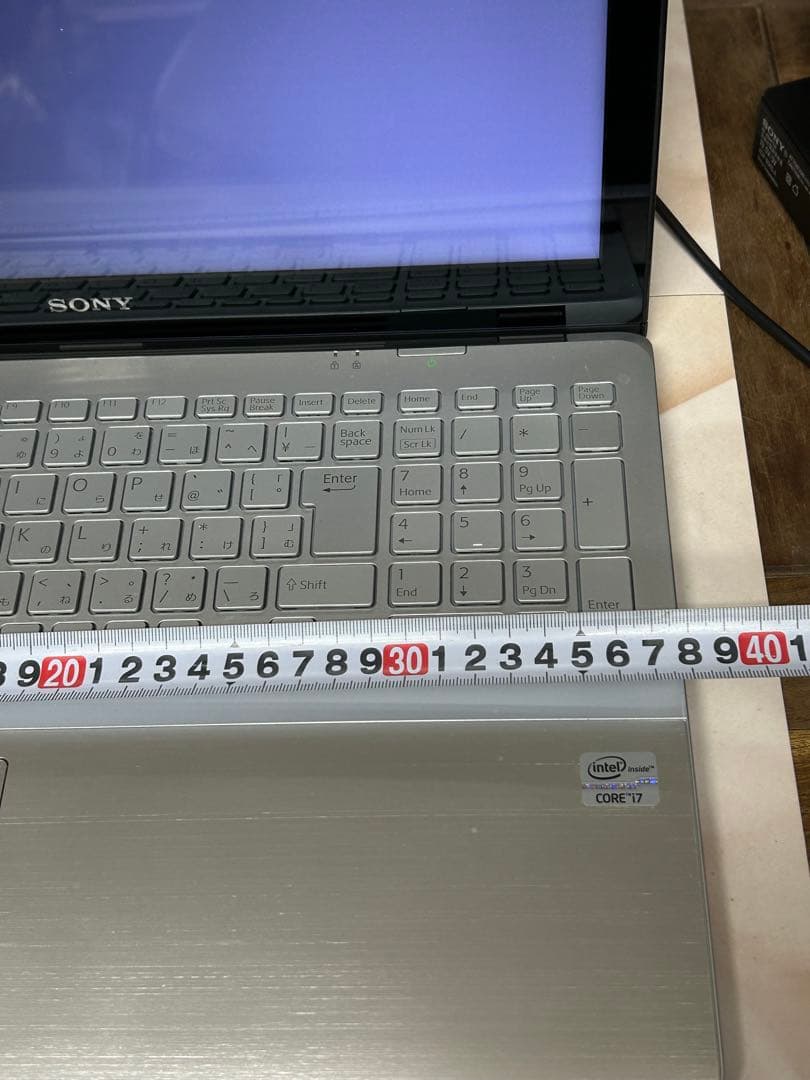 SONY VAIO Fit 15 SVF15A18CJSシルバー