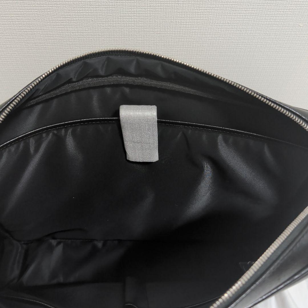 （新品・定価半額）イタリアンレザー ビジネスバッグ　authentic