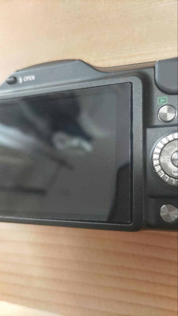 パナソニック　DMC-GF5 完動品　程度良好　ショット数1500 日本製