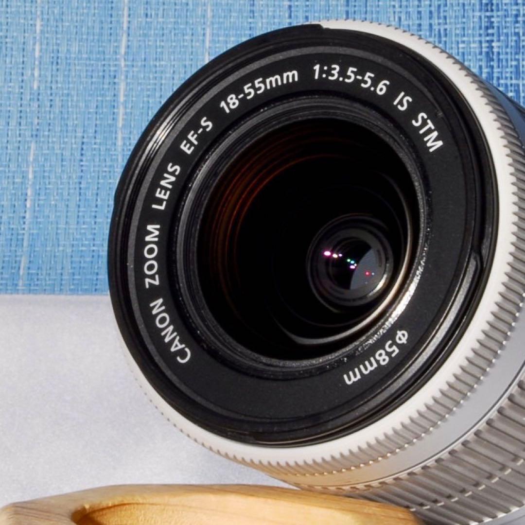 Canon EOS Kiss X7 ♥️超可愛い真っ白ボディ♪