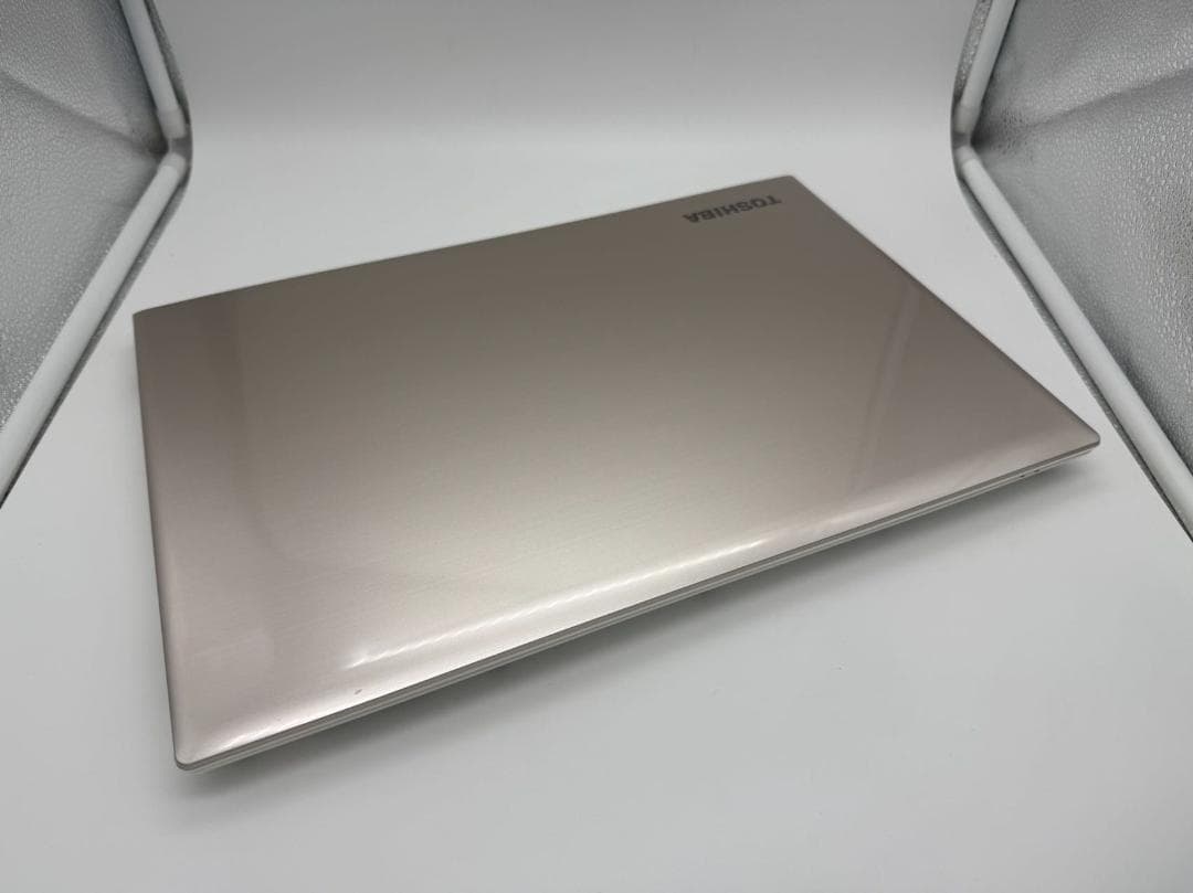 TOSHIBA 第八世代 i7 16GB 新品SSD512GB　Office付