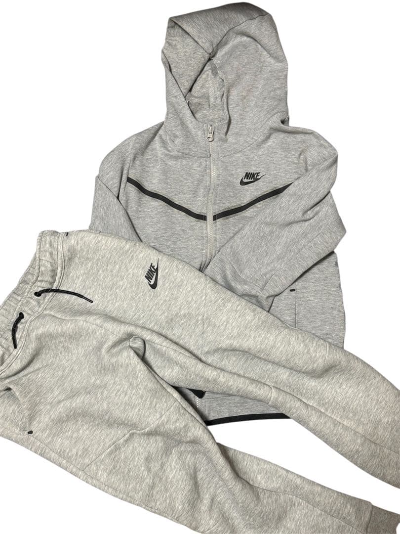 NIKE テックフリースセットアップ 上キッズL 下キッズm drip