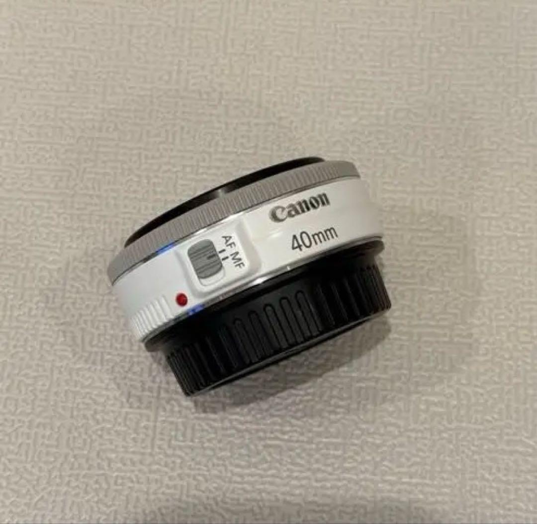 【一眼レフカメラ】Canon EOS KISS X7 ホワイト レンズ2個セット