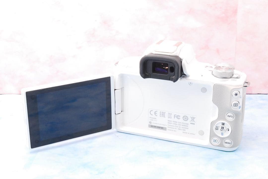 Canon EOS Kiss M☆高性能コンパクトミラーレス☆スマホ転送OK