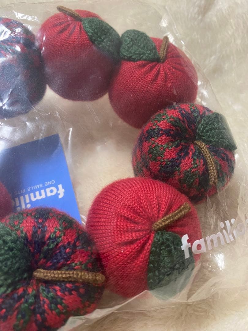 ☆新品未開封☆ファミリア クリスマスリース リンゴ赤チェック柄