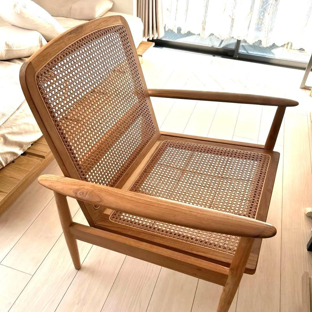 ZARA  ラタン調チェア