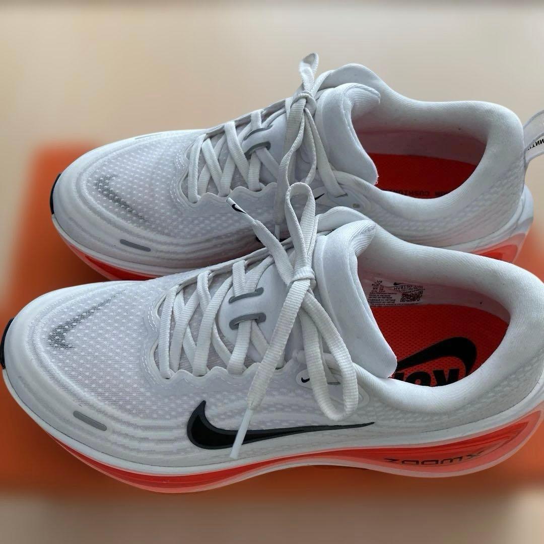 【美品】NIKE ボメロプラス　25cm