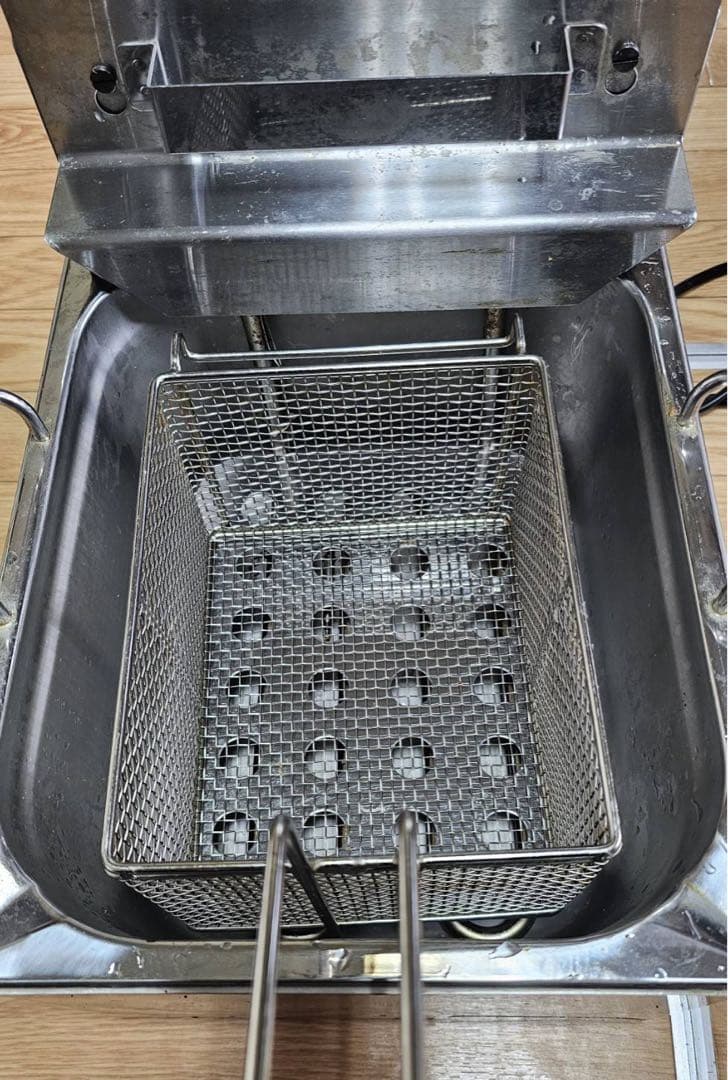 TCFL-8B TANICO プライヤー　業務用フライヤー　ミニ卓上タイプ