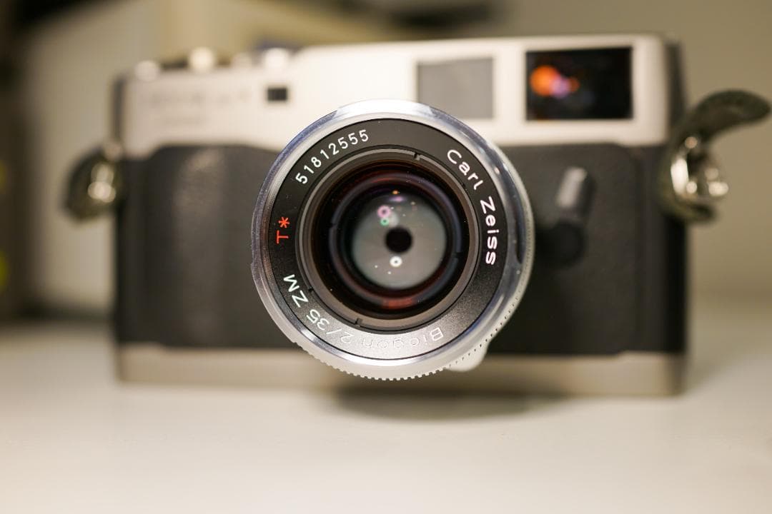 フィルムカメラ Konica HEXAR RF Limited + Zeiss ZM 35 F2