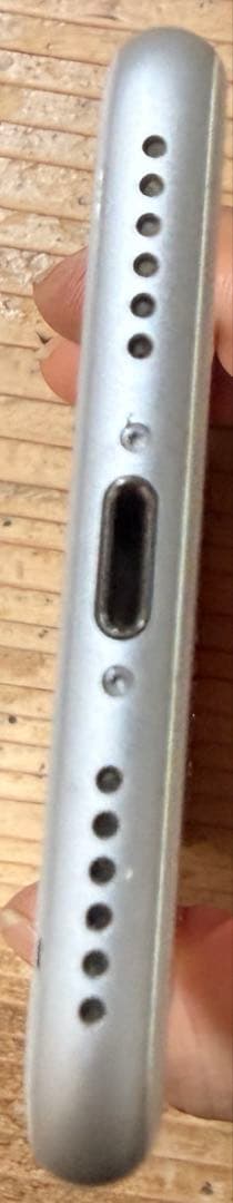 【美品】付属品ありiPhone8 74% 64GB SIMフリー　シルバー