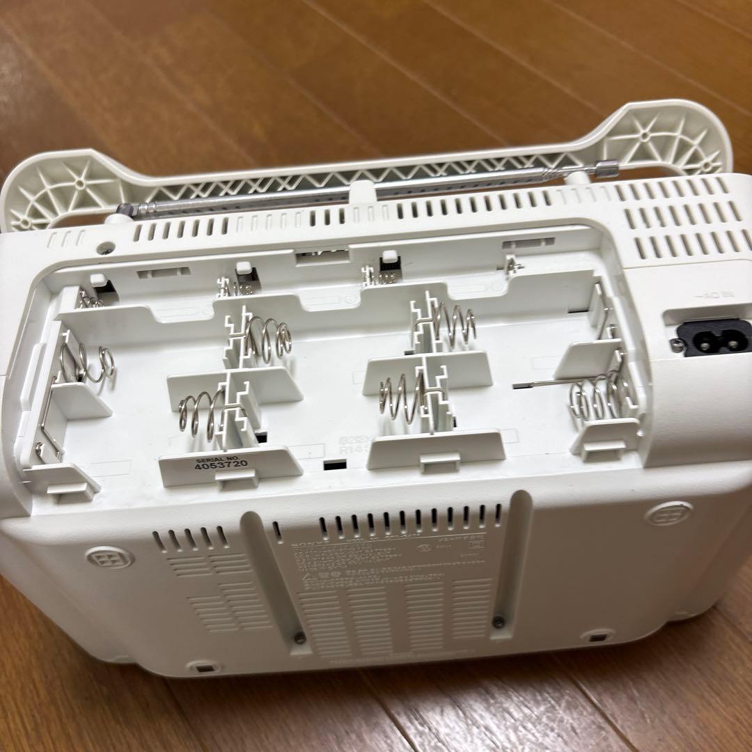 SONY CD ラジオ カセットデッキ白 CFD-S401 ラジカセ ポータブル