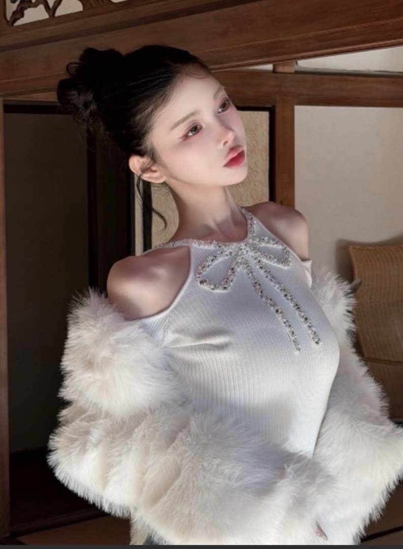 リボンビジューアメスリニットトップス　ダーリッチ　Darich　ホワイト　未開封