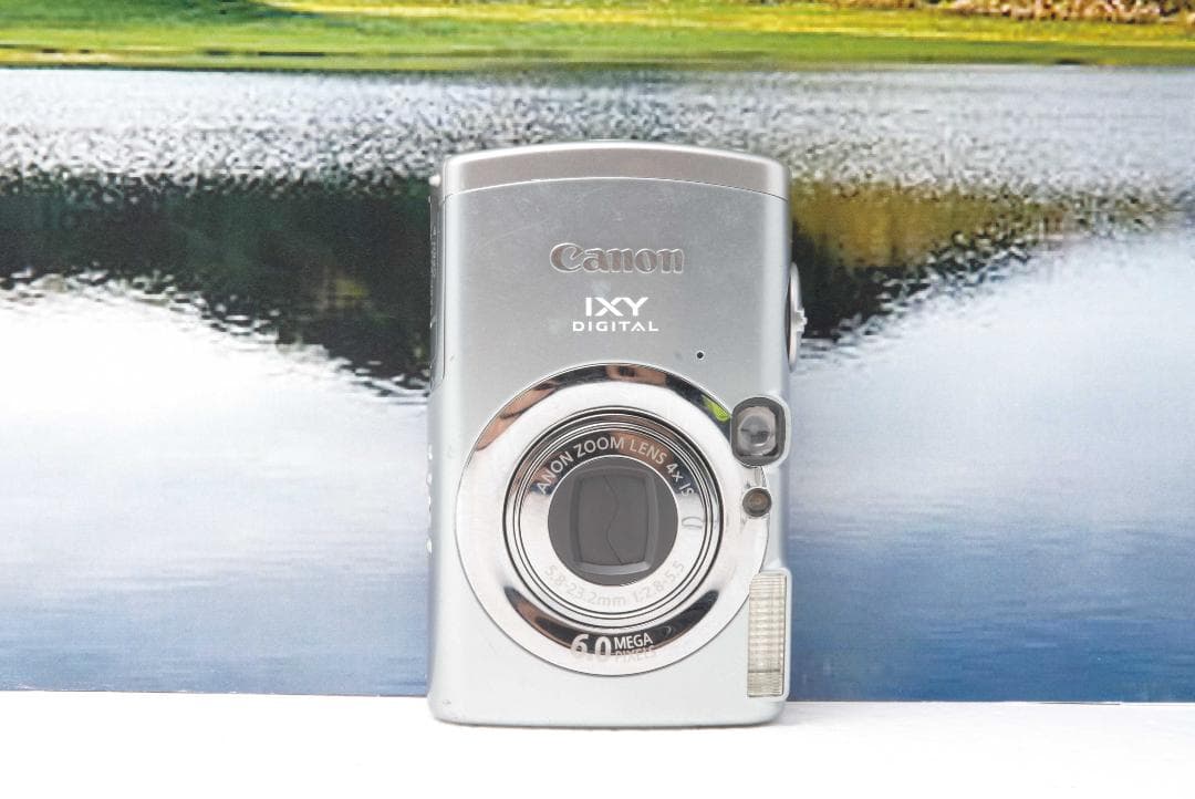 キャノン Canon IXY DIGITAL 800 IS オールドコンデジ