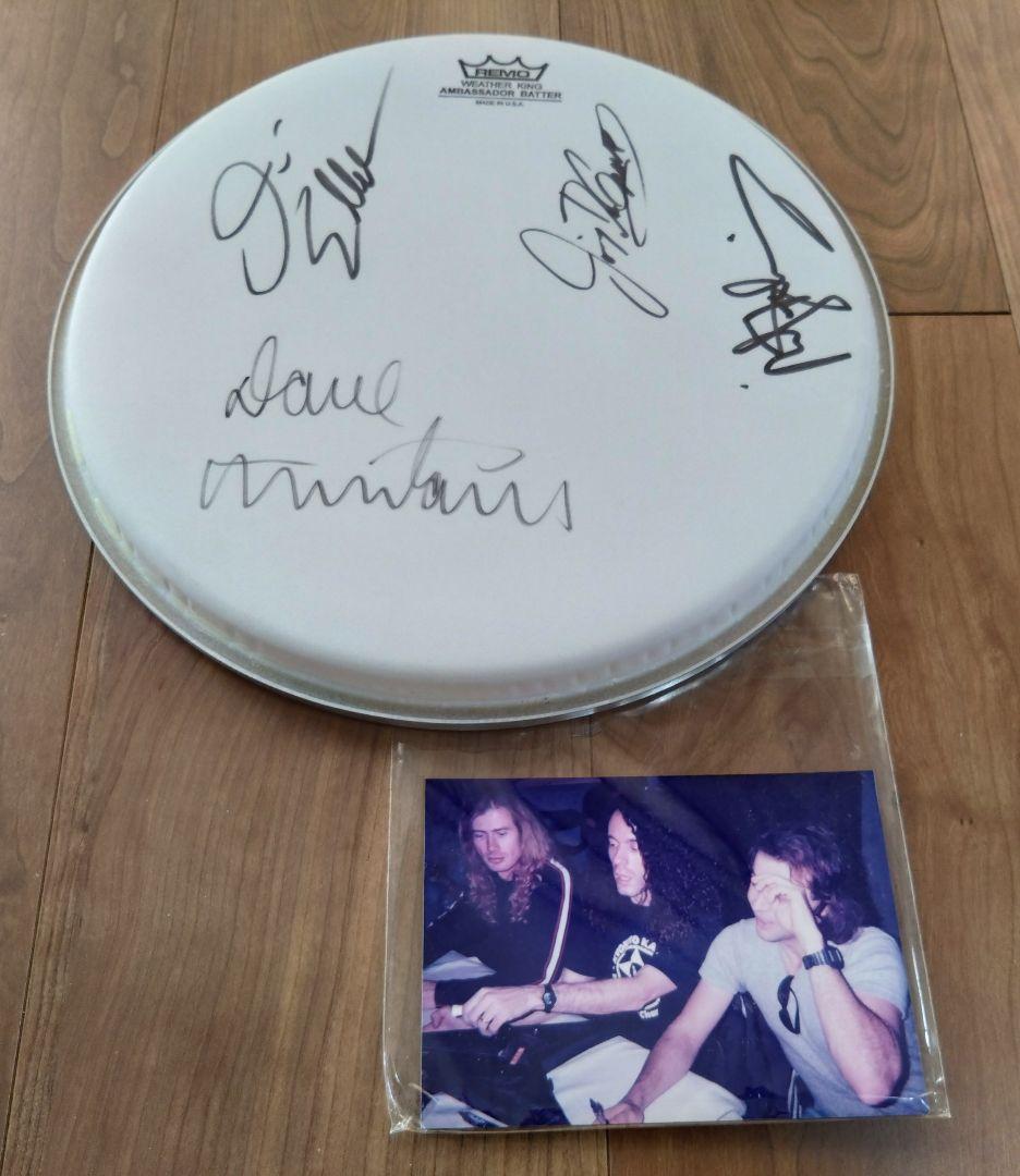 MEGADETH サイン入りドラムヘッド 写真付き