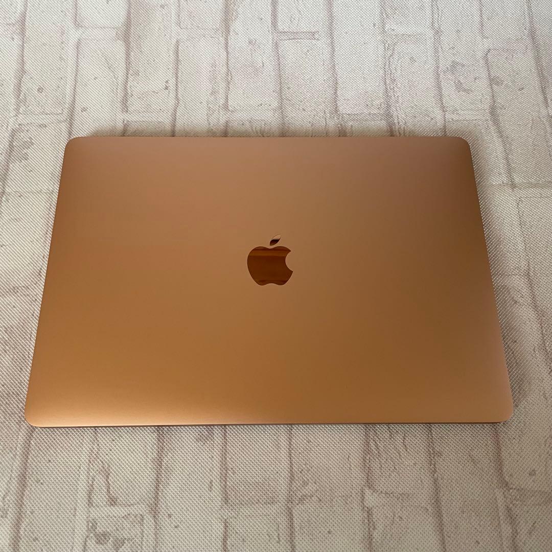 MacBook Air 13インチ ゴールド
