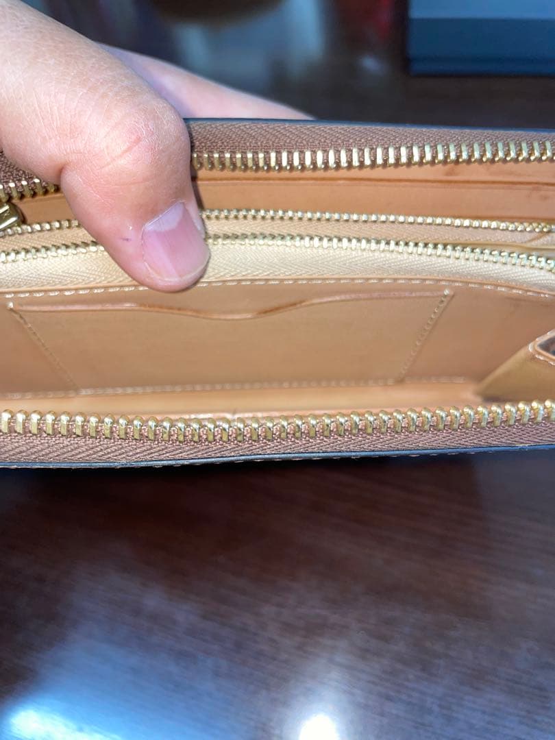 フラソリティ　Flathority ホーウィンシェル　コードバン　美品