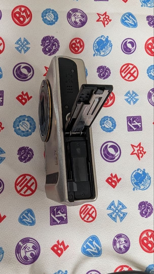 CASIO EXILIM コンパクトデジタルカメラ　EX-ZR300 ジャンク