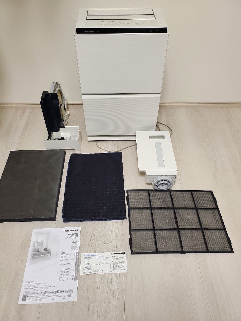 Panasonic F-　VC70XT 加湿　空気清浄機 ナノイーX搭載 美品