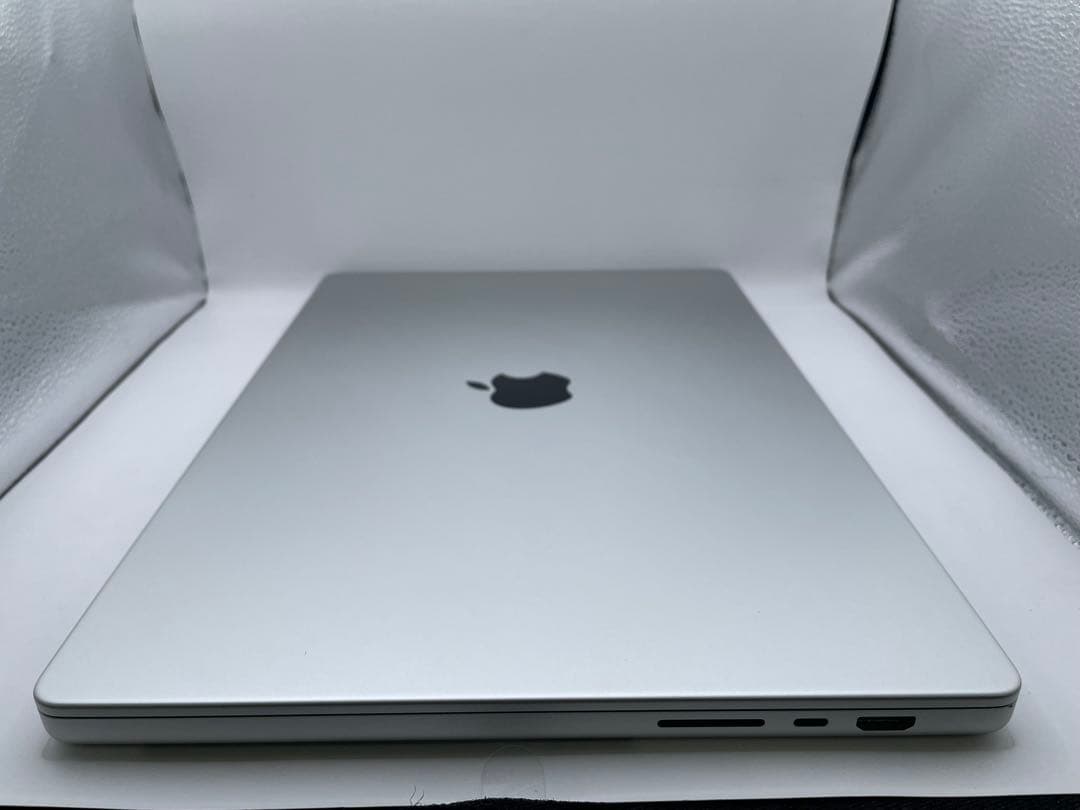 MacBook Pro 16インチM1 Pro / 16GB / 1TB SSD