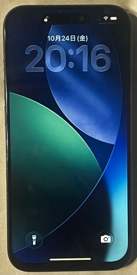 iPhone 15 Pro 256GB バッテリー100%