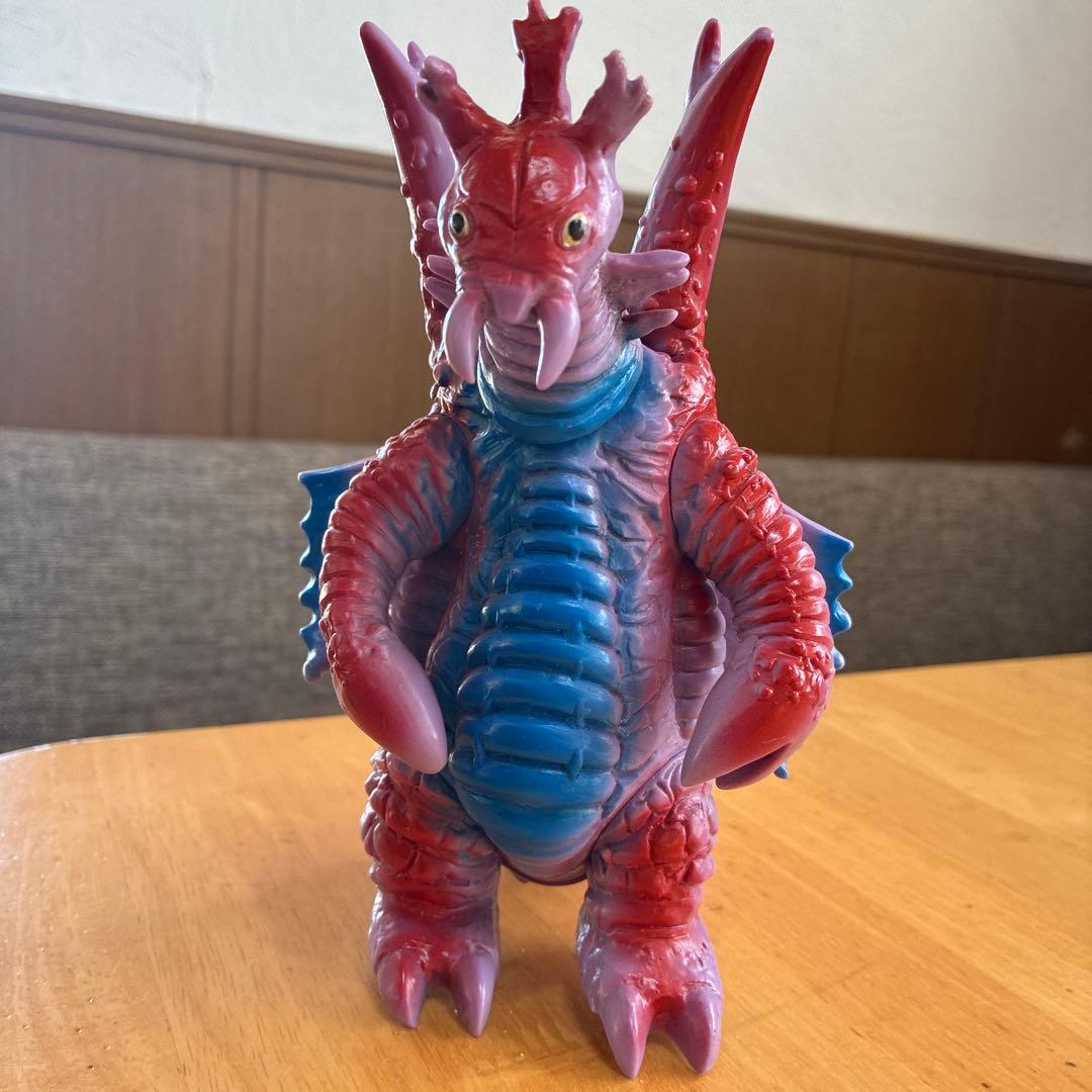 ウルトラマンA アリブンタ ソフビ ブルマァク