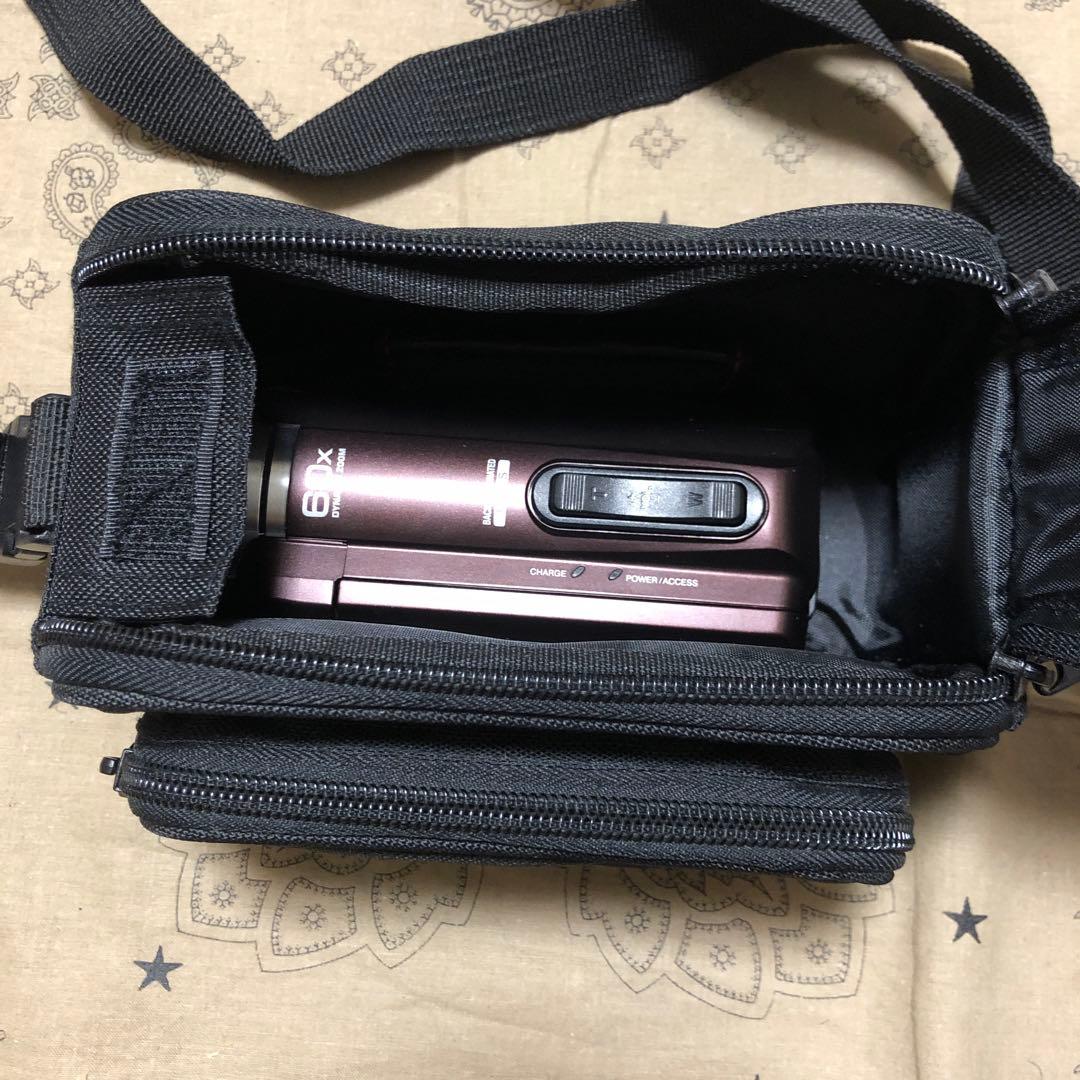 美品 JVC GZ-R70 ビデオカメラ 防水 32GB内蔵メモリー