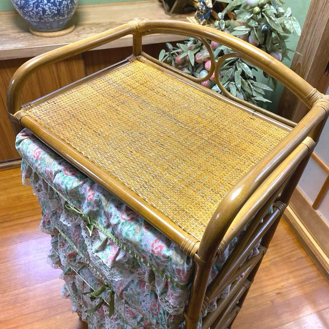 可愛いラタンチェスト5段籐家具レトロビンテージキャビネット収納キャスター付タンス