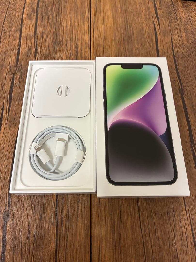 【最終値引】iPhone 14 ミッドナイト 128GB ケース付き