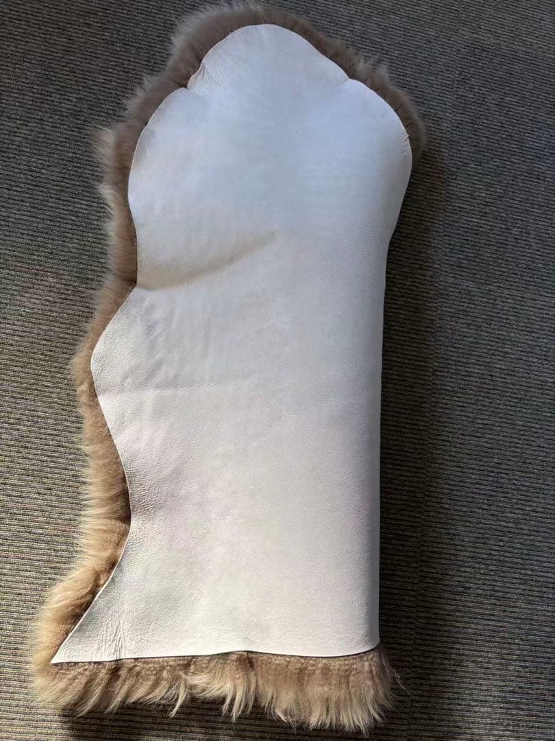 プレミアムシープスキンオーストリア天然毛皮 最高級ム一トンフリースウールラグ