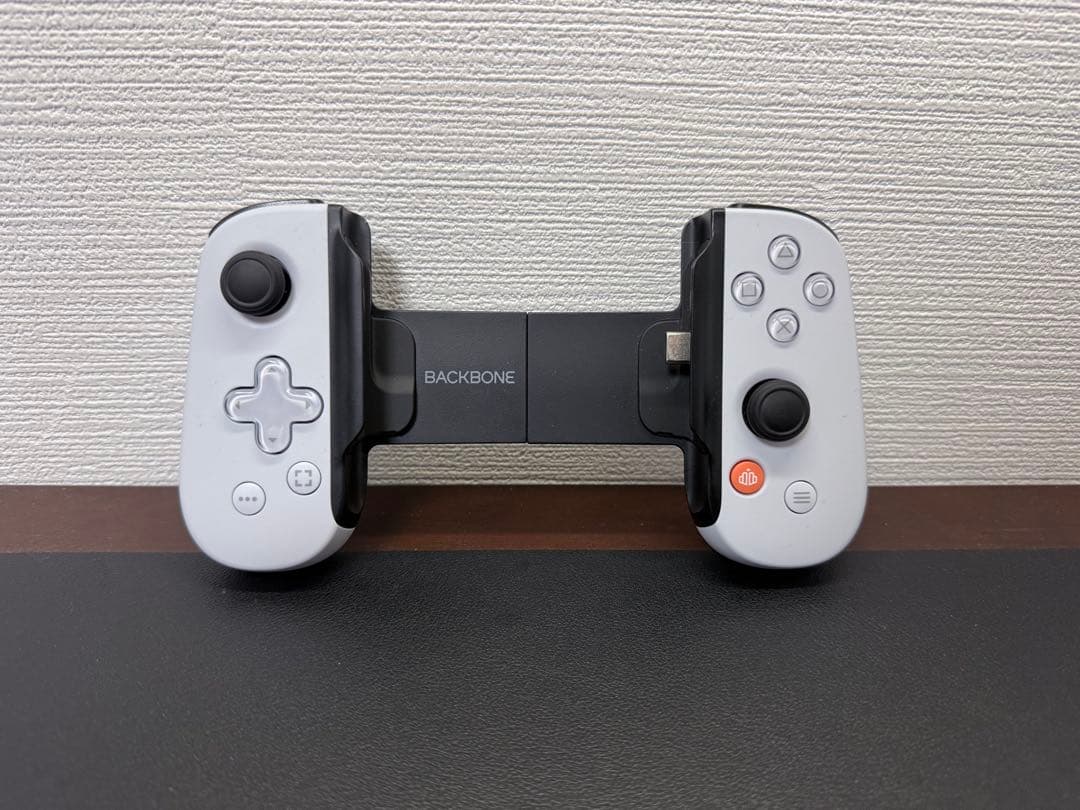 BACKBONE ゲームコントローラー ホワイト