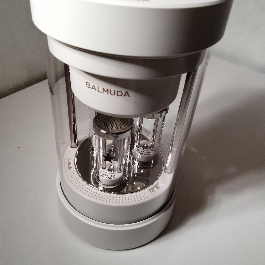 バルミューダ　BALMUDA M01A-WH スピーカー ホワイト　461