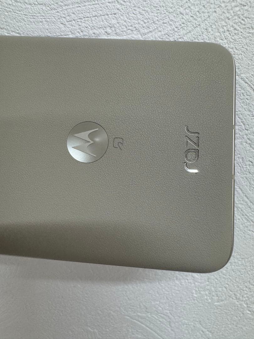 motorola razr 50s 256GB SIMフリー ソフトバンク版