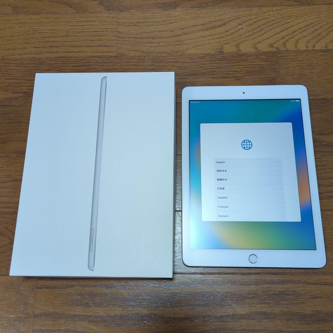 Apple iPad 第5世代 Cellularモデル シルバー 本体
