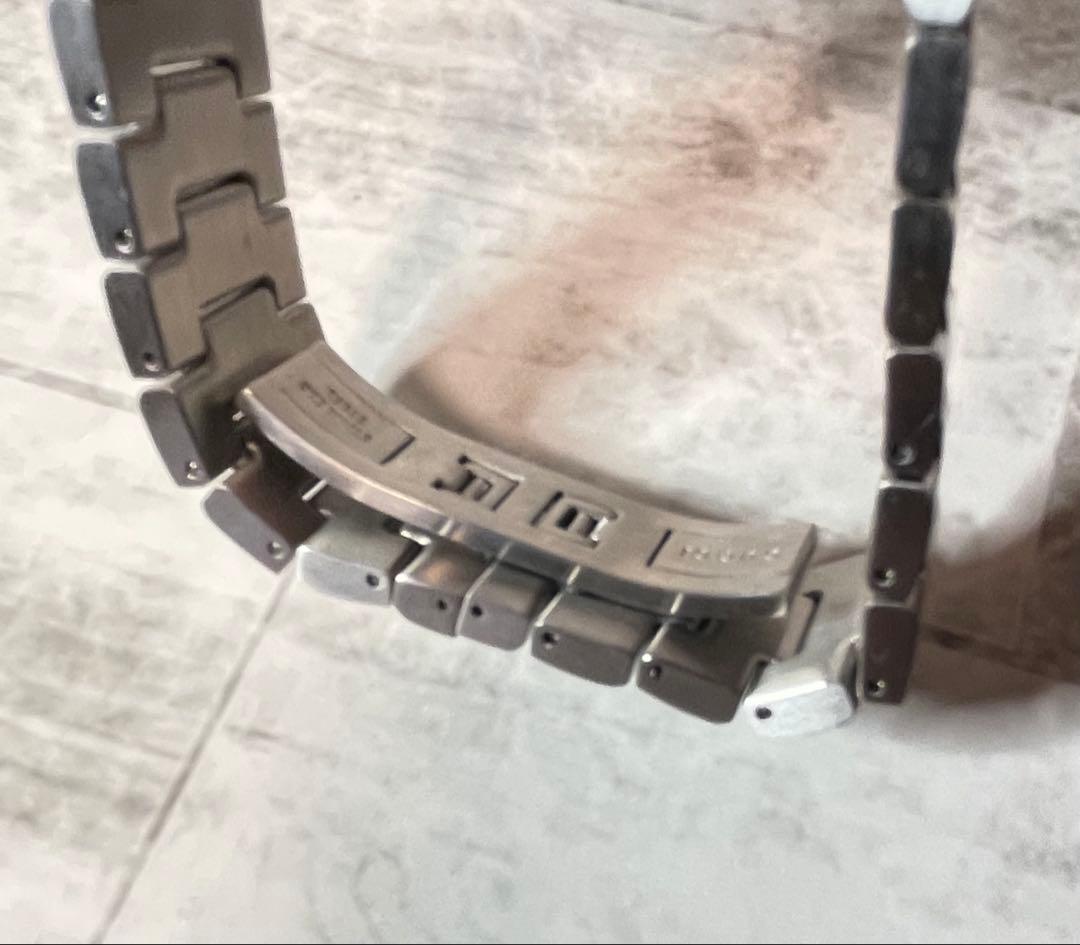 GUCCI メンズ　腕時計　モデル番号（126.2）