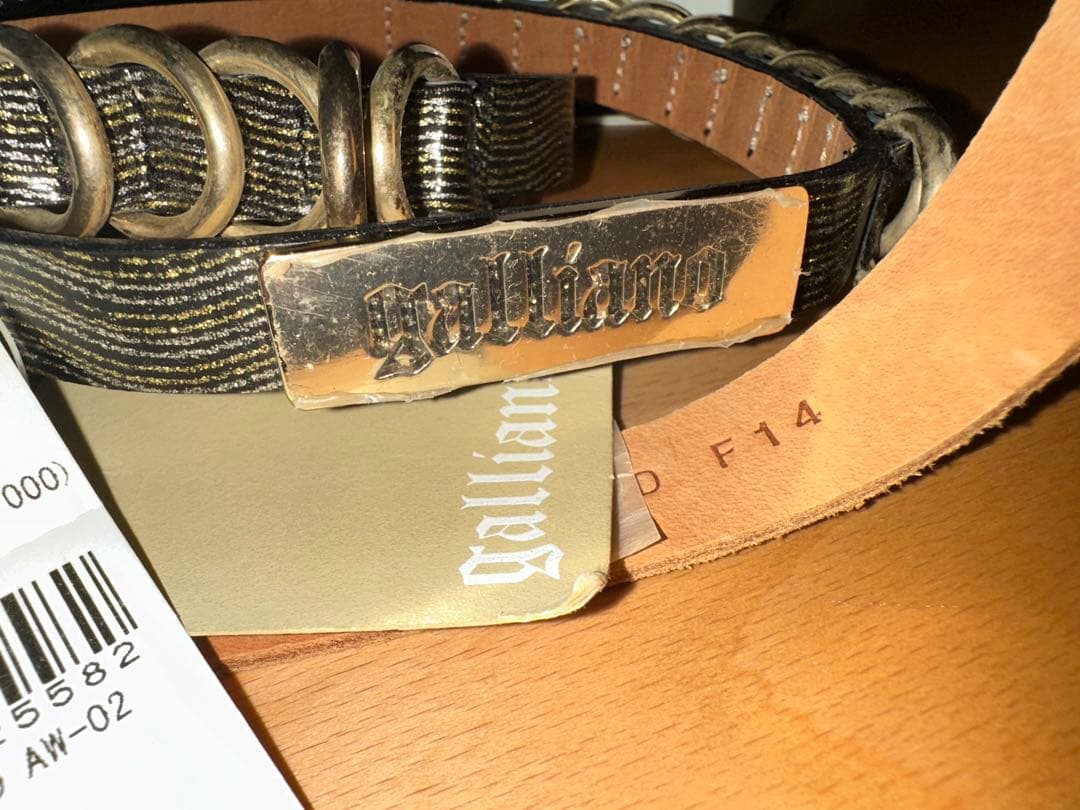 Galliano 装飾的なレザーベルト F14