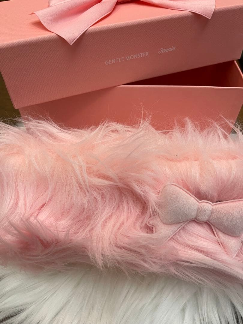 GENTLE MONSTER jennie BLACKPINK チャーム4個付！