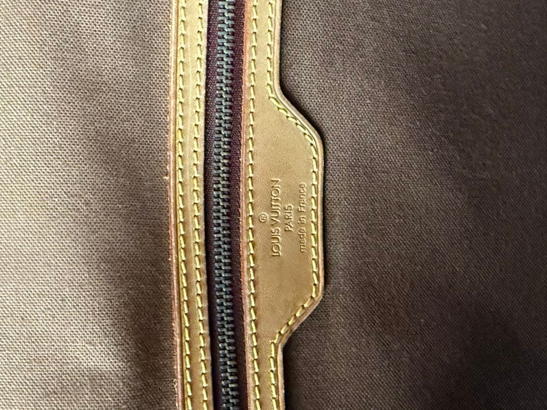 Louis Vuitton ジベシエールGM メッセンジャーバッグ