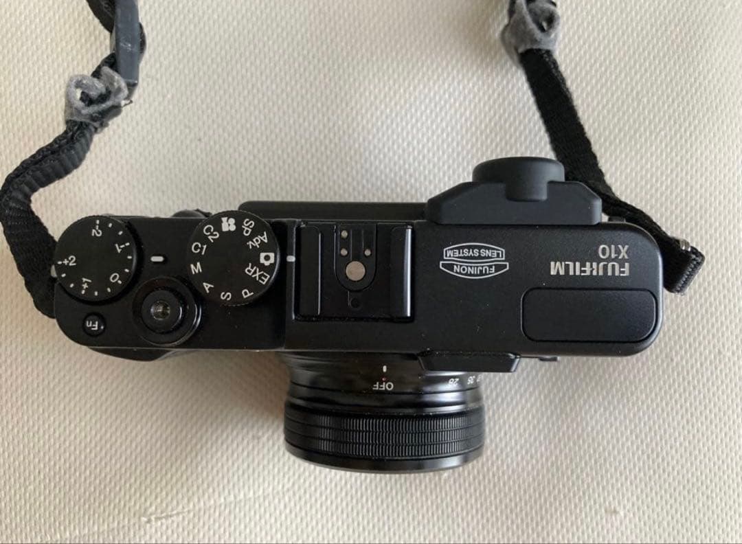 Fujifilm X10コンパクトデジタルカメラ 純正革カバー